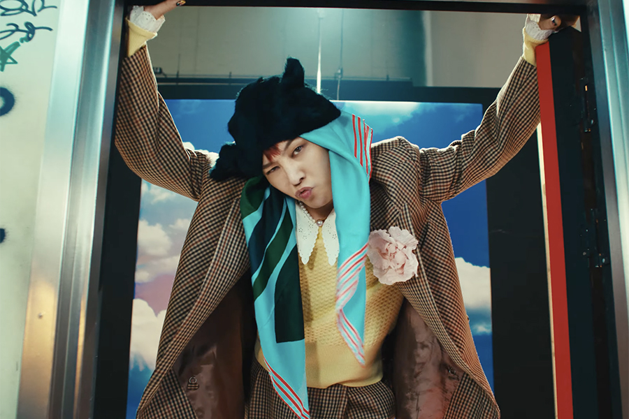 > 🆕 Watch: G-Dragon Makes Triumphant Return With “POWER” In Electrifying Comeback MV 🗞️