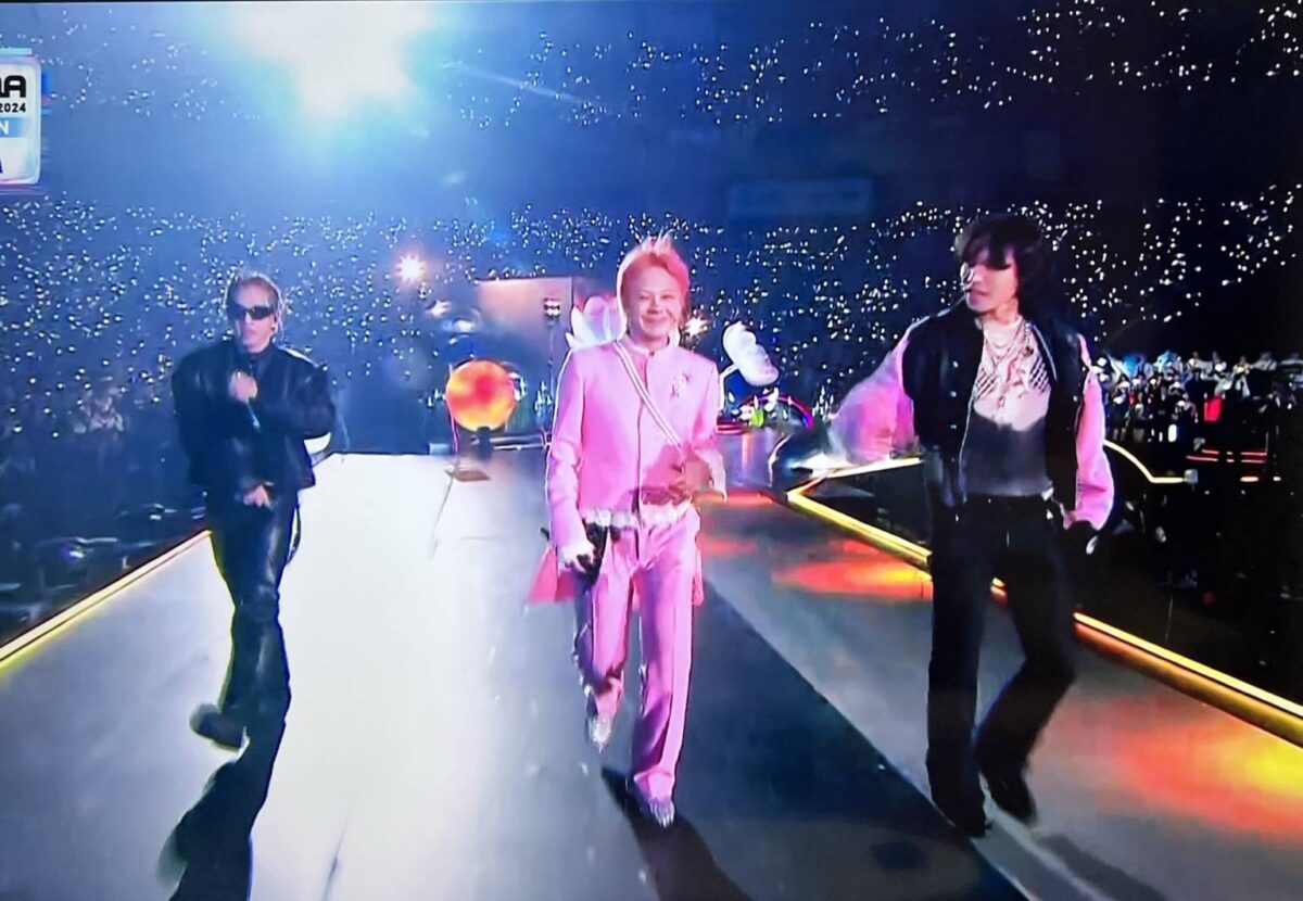 > 🆕 [Official Videos] #2024MAMA in Osaka: BIGBANG – G-Dragon Taeyang and Daesung 2024-11-23 🗞️